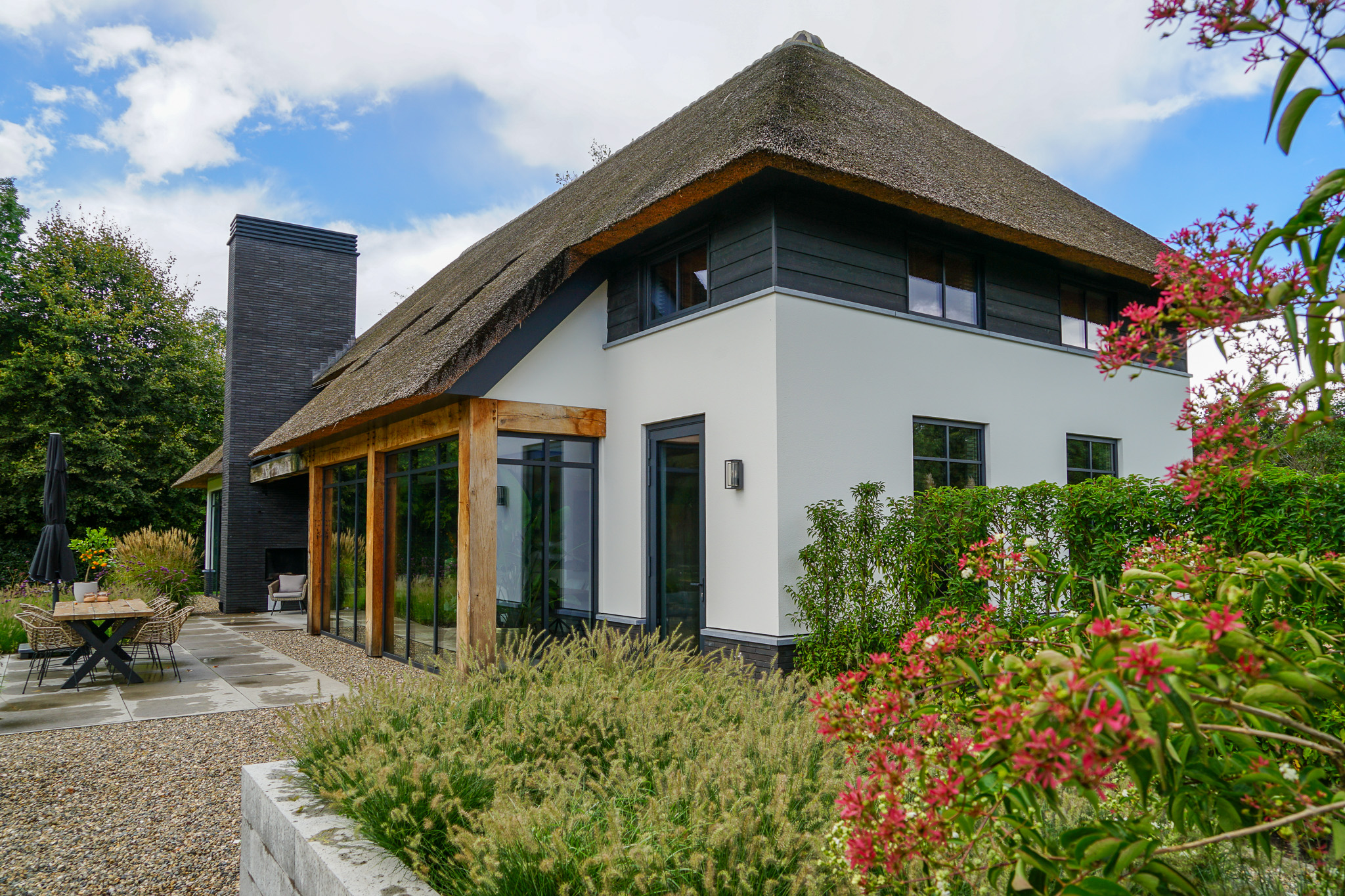 modern-landelijke-woning-uden-kozijnsystemen5